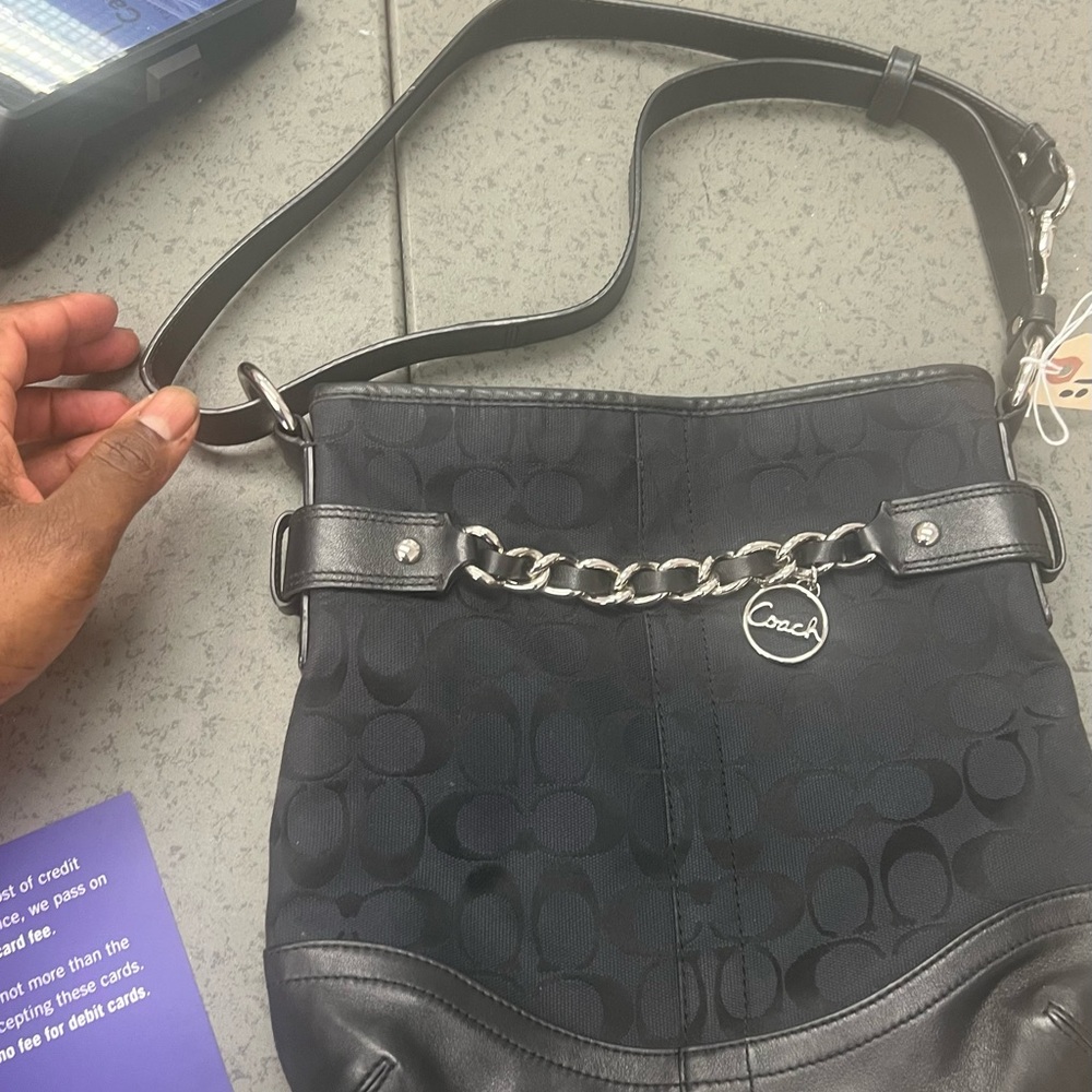 Coach purse - Picture 7 of 9